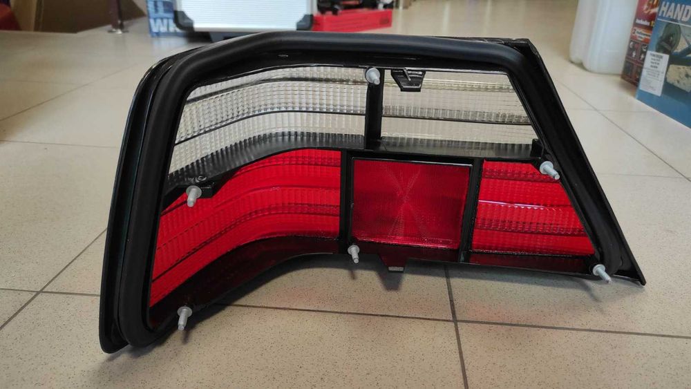 Опушени стопове за Мерцедес W124