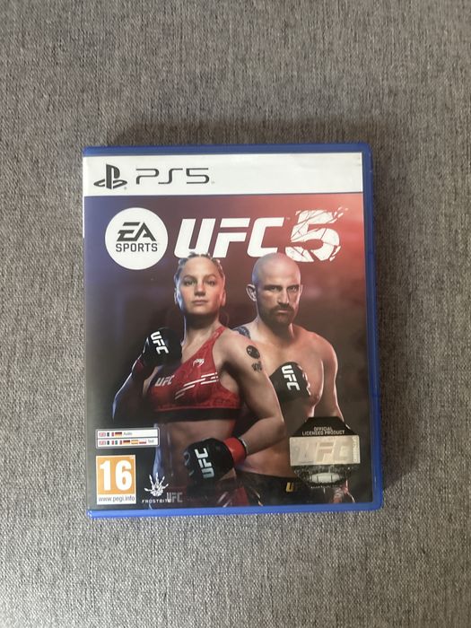 Joc Ps5 UFC5 (as real as it gets)