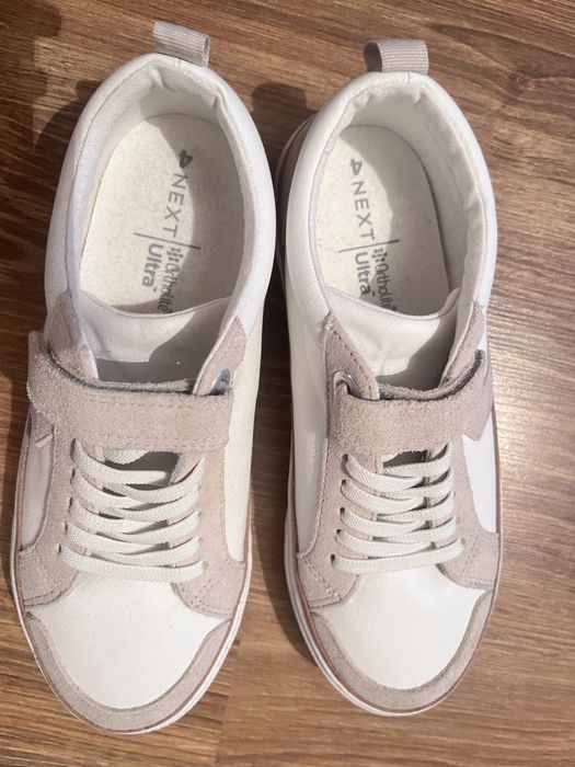 Кроссовки Next, абсолютно новые