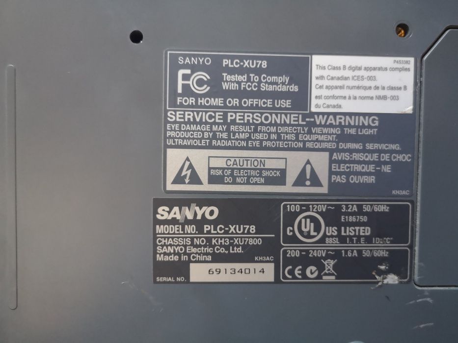 Проектор Sanyo PLC-XU78 - LCD