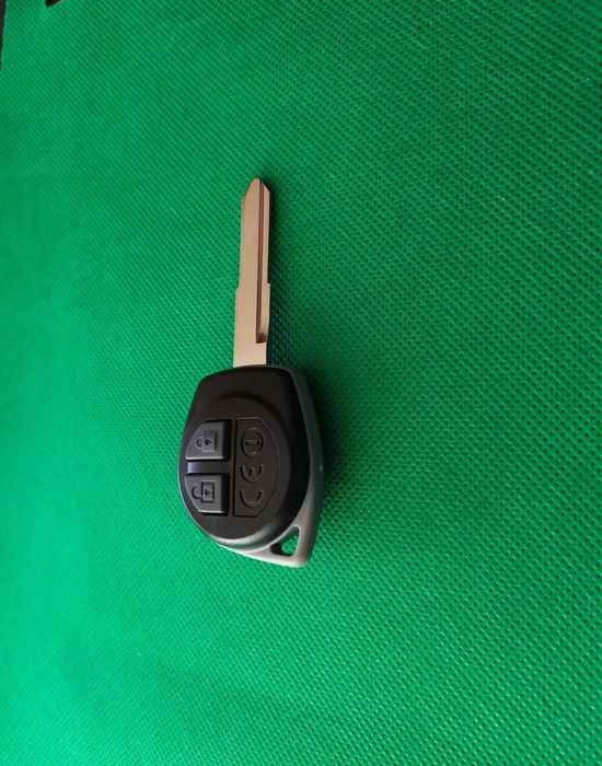 Кутия кутийка за ключ suzuki SX4 / сузуки / fiat sedici / фиат седичи