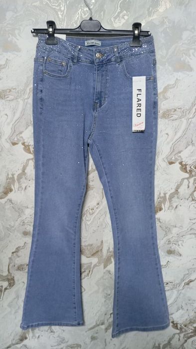 Blugi si pantaloni diferite modele