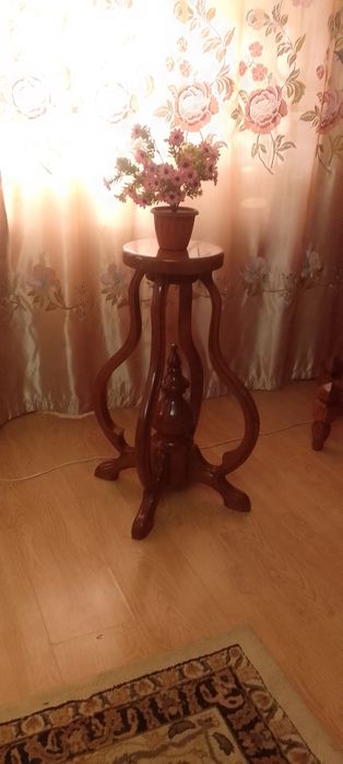 Подставка под цветы.