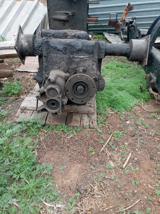 Продаю запчасти  Ифа