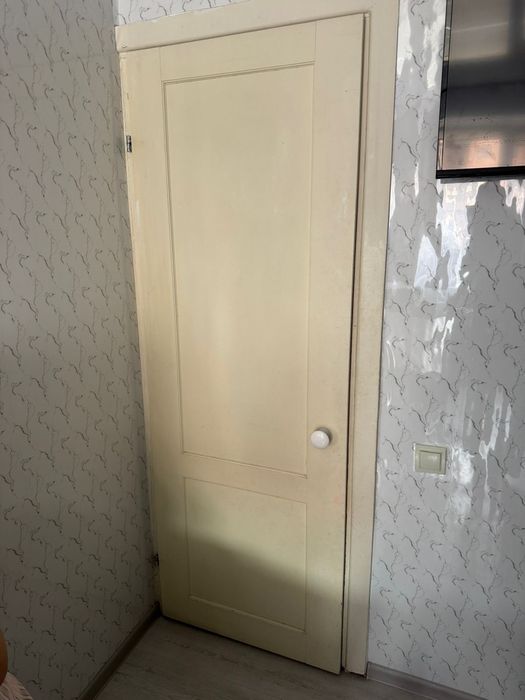Продам межкомнатные двери