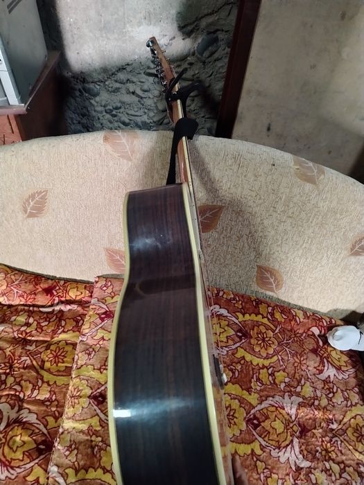 Гитара oriental cherri