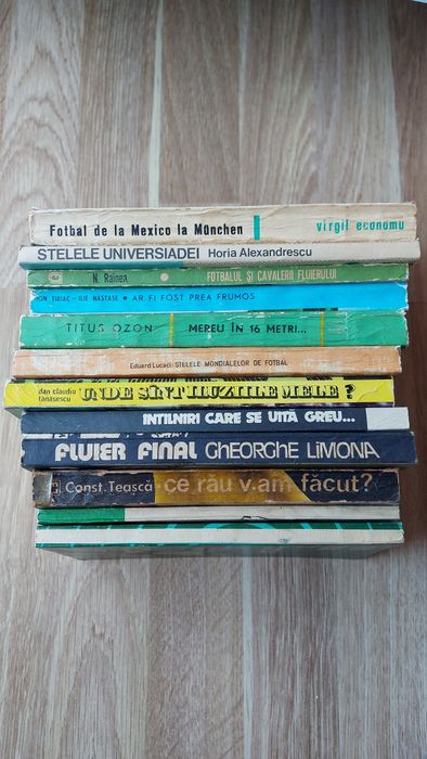 Cărți cu tematică - fotbal și tenis