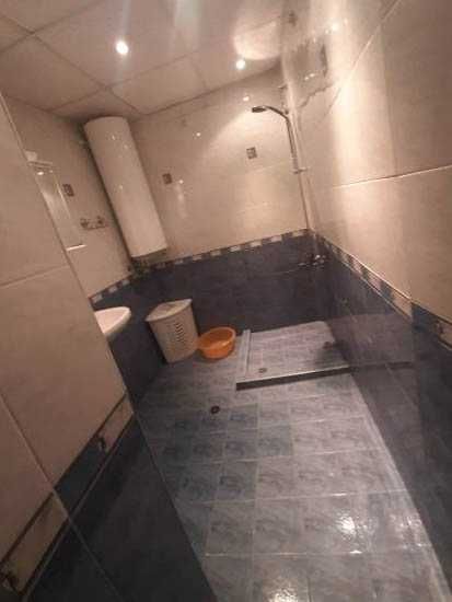 Дава се под наем Тристаен апартамент в София, Левски В - 87 кв.м за 598.23 € - Снимка #6