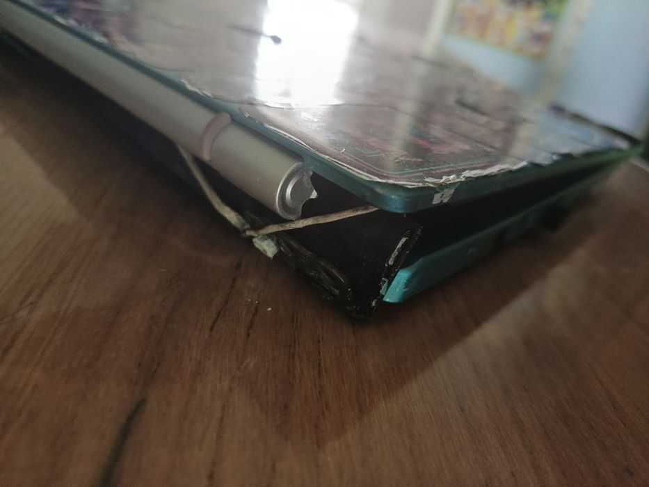 Ноутбук Aser, требует ремонта