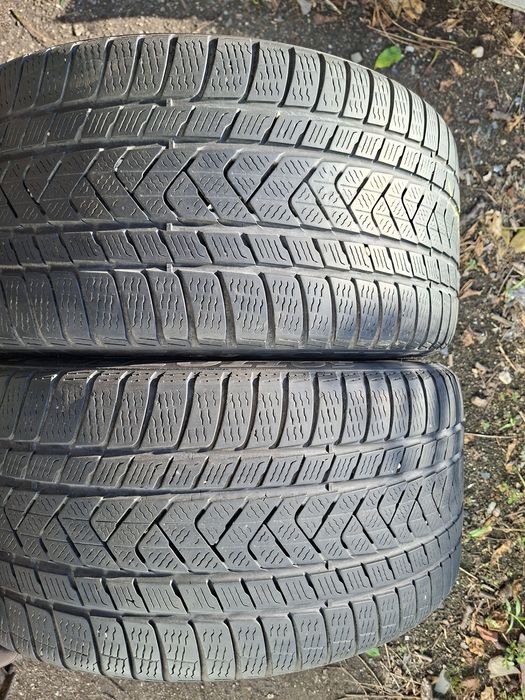 2бр. 275/35/20 Pirelli Sottozero