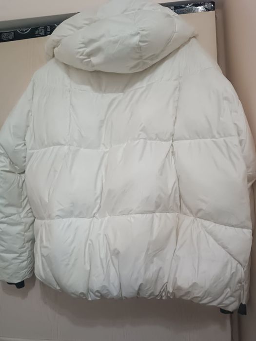 Куртка белая с капюшоном XL