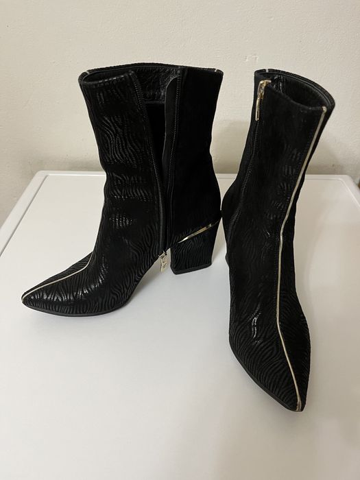 Боти на фирмата Massimo Zardi 38 номер