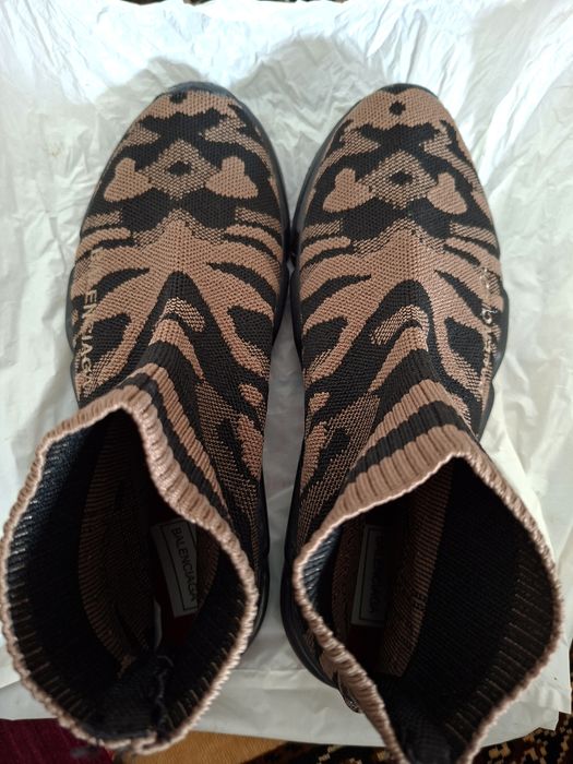 Жеп женил  модни хам коп колайли пол сапок  красовка  жазда  кийлетин