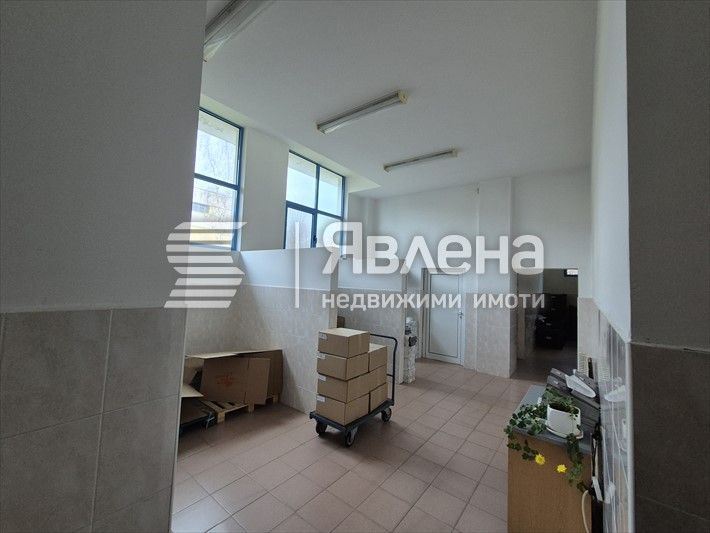 Продава се Промишлена сграда в Габрово, Борово - 2364 кв.м за 974 €/кв.м - Снимка #9