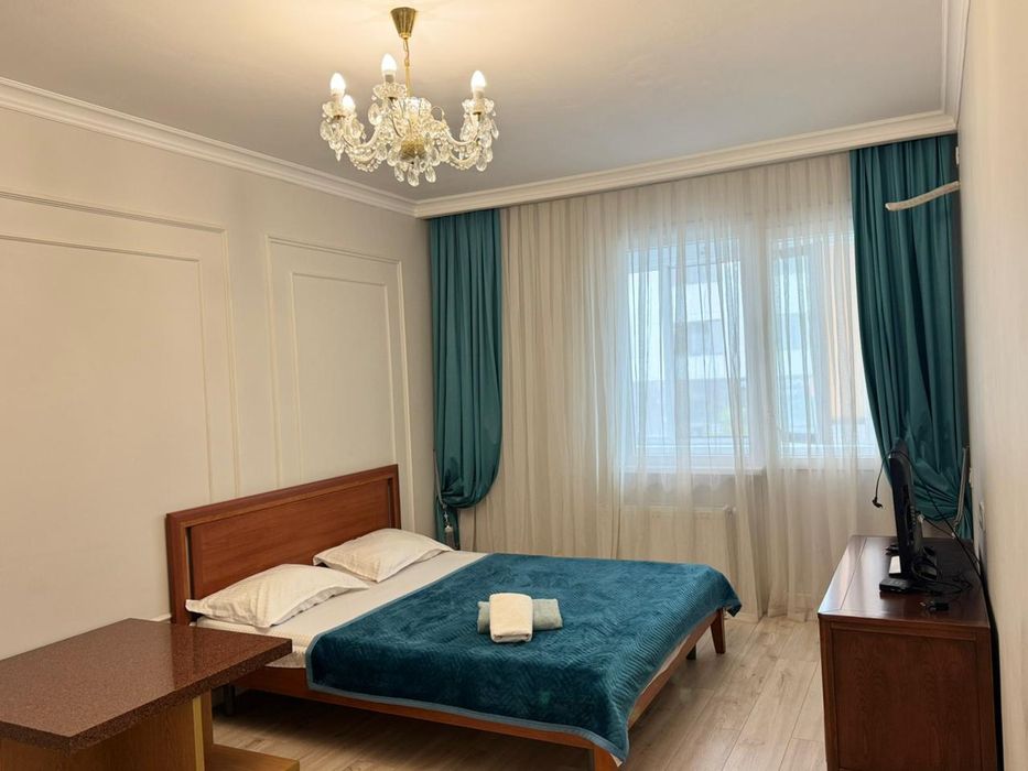 1 комнатная посуточно ЖК Сезим Кала