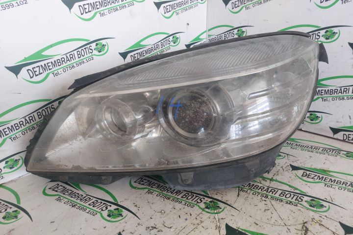 Far stanga Mercedes-Benz C-Class W204/S204