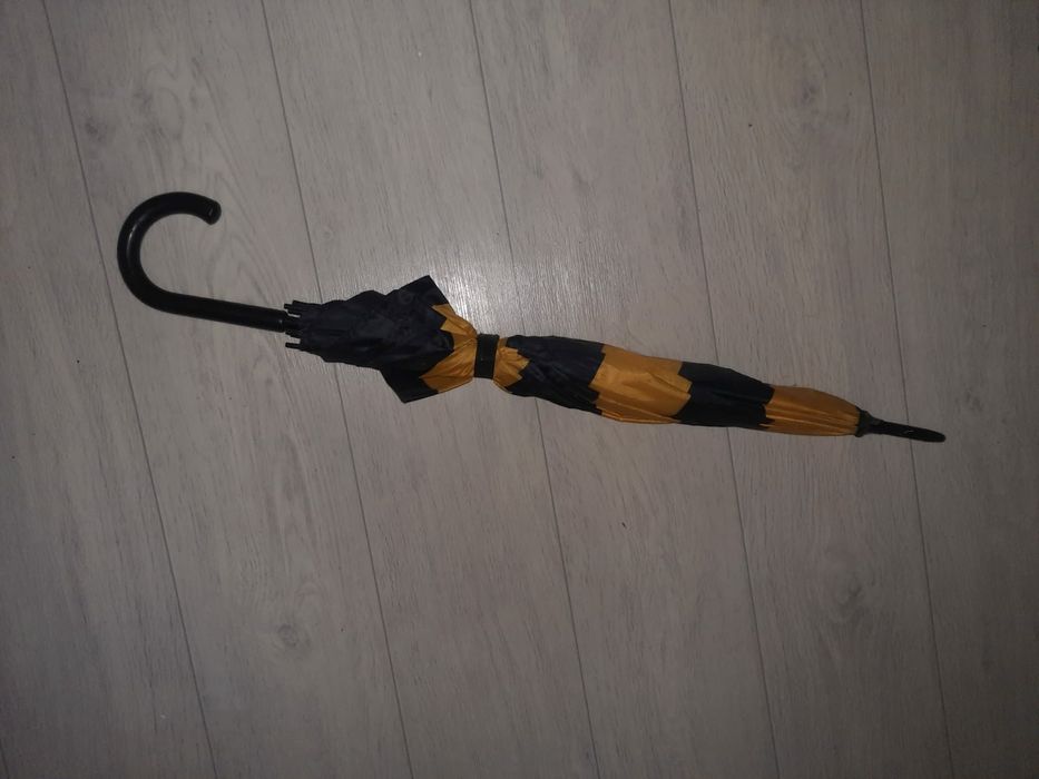 Зонт отдам А нам шок оладку