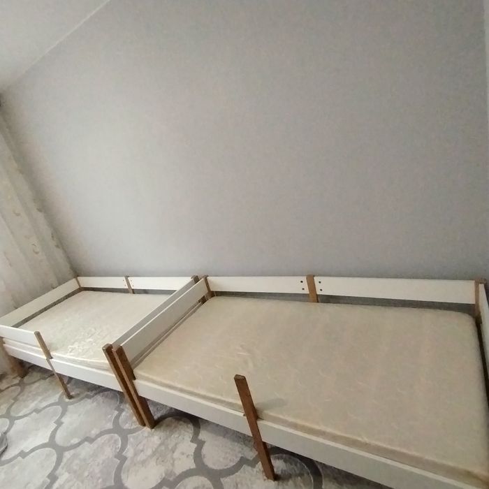 Детская кровать б/у