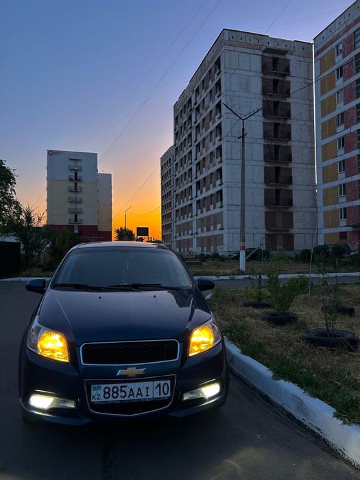 Продается машина нексия