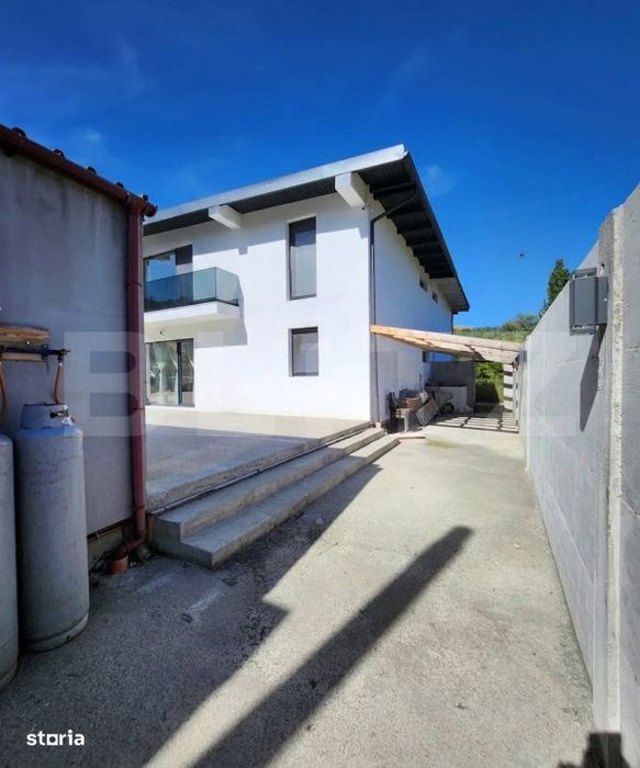 Duplex de vanzare, 103 mp, teren 285 mp, zona Gilau