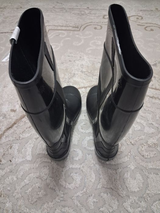 Продам сапоги резинвый.