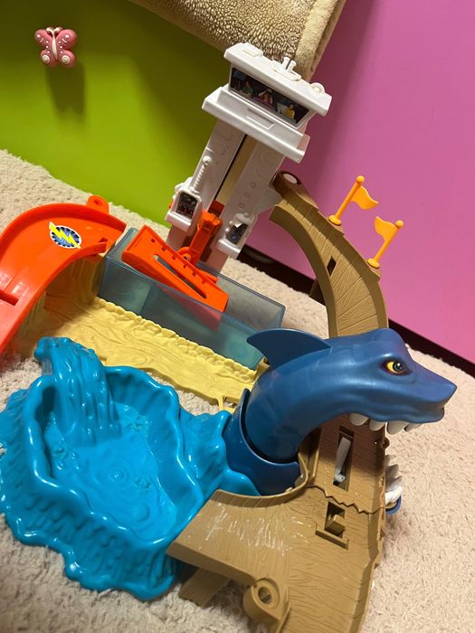 Multi-set Hotwheels!!