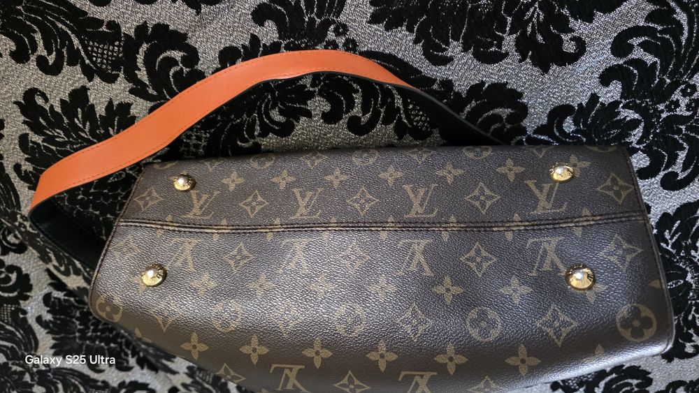 Сумка в стиле LV