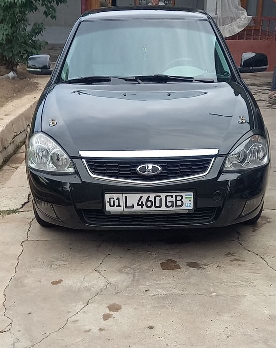 Lada Priora  Sotiladi