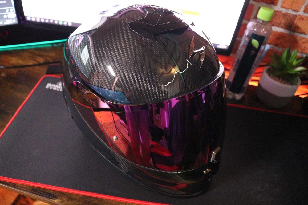 Casca Scorpion Exo R1 Evo Carbon Air Rally Black/Chameleon S-M