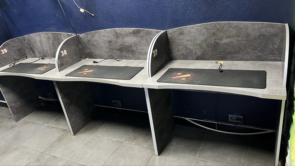 Стол компьютерный