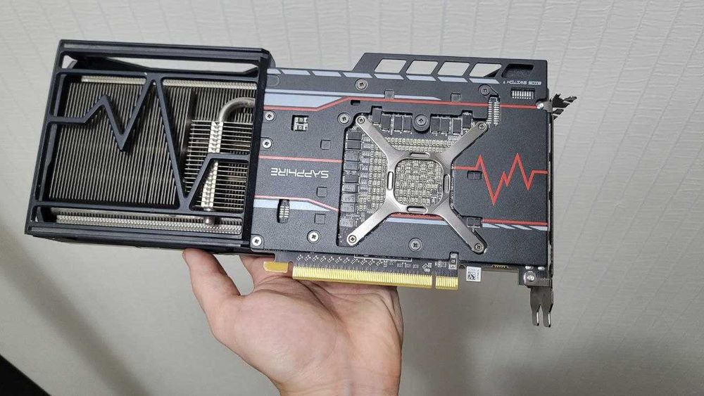 Sapphire PULSE Radeon RX VEGA56 8GB