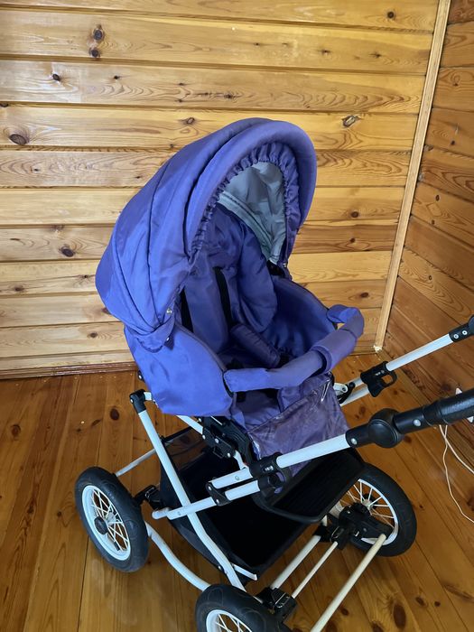 Продам коляску Julia Baronessa