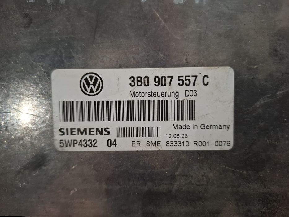 Блок управления двигателем 1,6 Пассат Б5