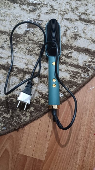 Шаш түзегіш сатылады