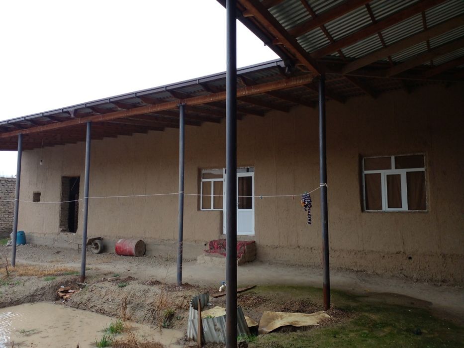 Srochna sotiladi narxi kelishilgan  xolda ikkta xonasi bitgan AMER MAH