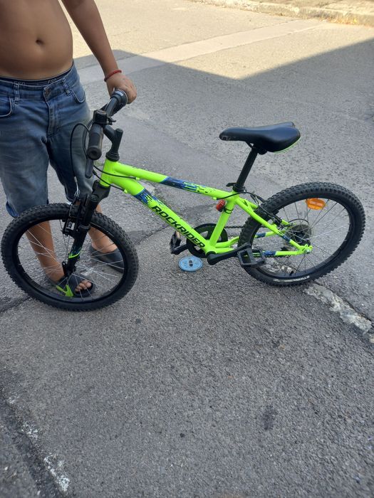 Продавам запазено детско колело