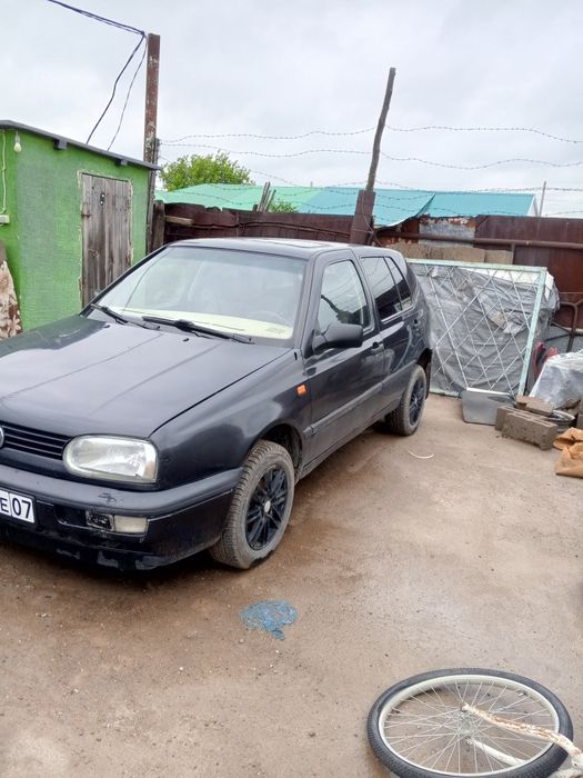 Volkswagen Golf 1993г.