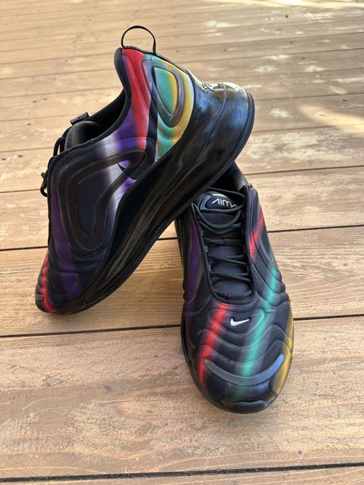 Vand adidasi nike