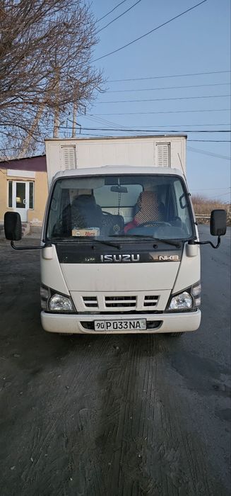 Isuzu sotiladi 2t