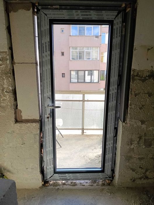 Producător Uși și Ferestre Cu Geam Termopan PVC (4,5,6,7 camere) - Calitate