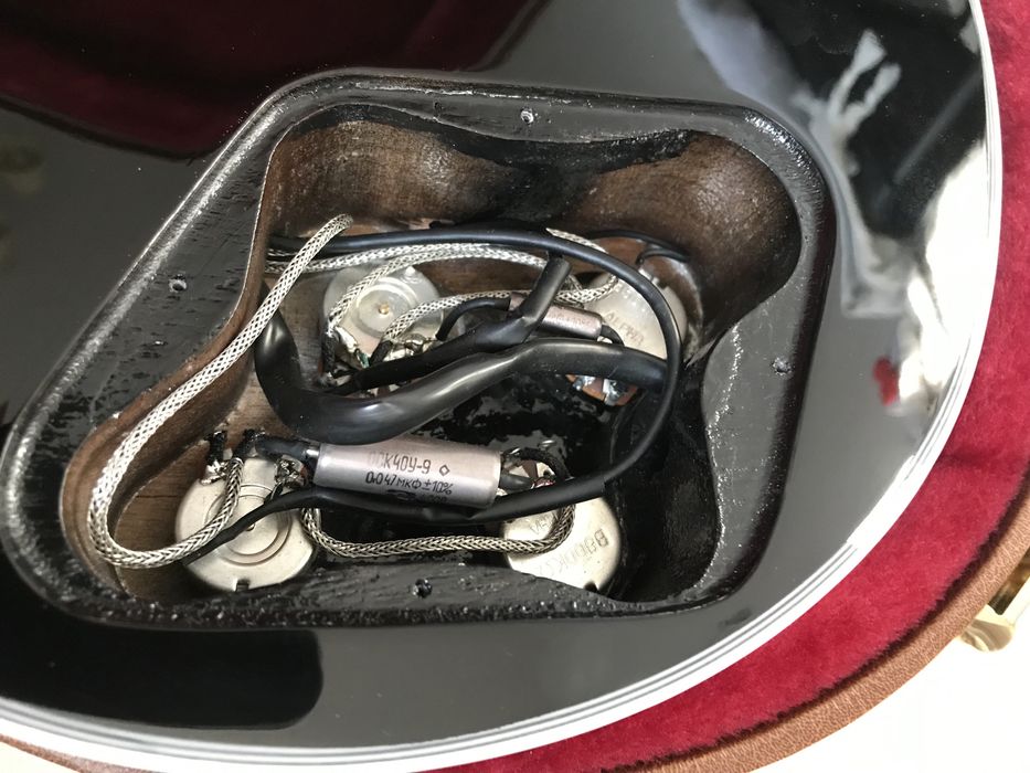 gibson les paul custom black beauty