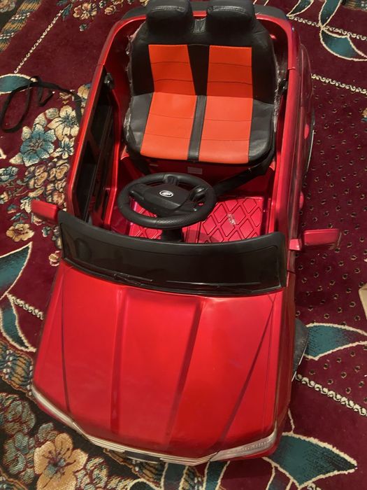 Продается машина детская