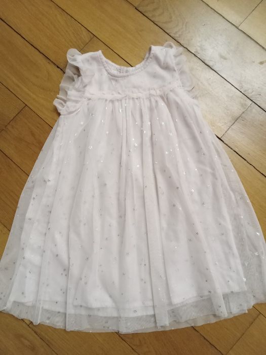 Детски и бебешки рокли и сукманчета