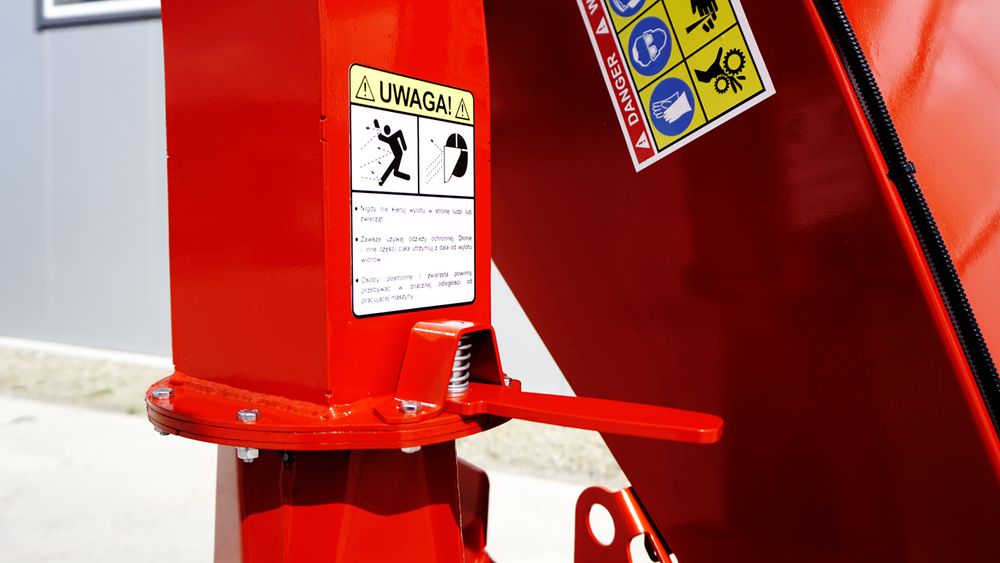 Tocător crengi la tractor cu disc RT 630 pentru aschii