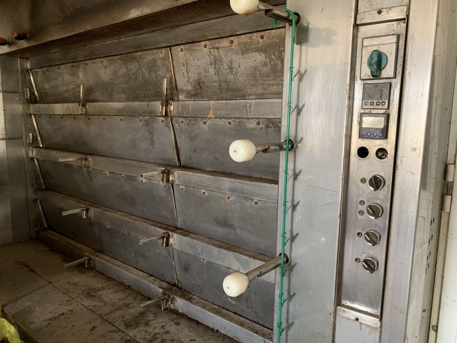Vind/inchiriez spatiu comercial multifunctional/multirol