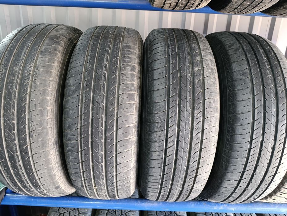 Продам комплект шин Maxxis