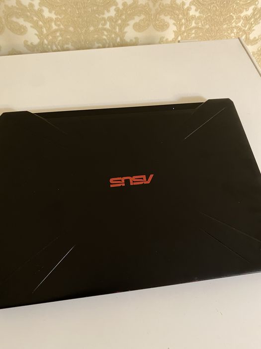 Продам игровой ноутбук