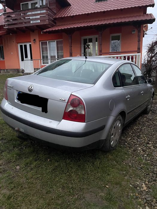 Vând  Volkswagen Passat