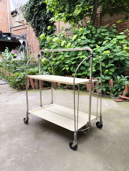 Раскладной сервировочный столик