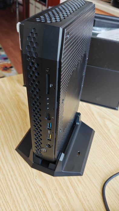 Mini PC Intel i7 11-gen 1165G7, 64GB RAM, 2TB SSD